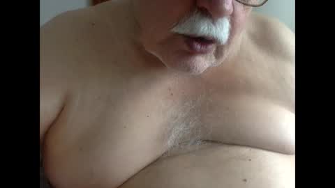 Snapshot of drnick069 chatting on 4, 12, 2025 drnick069 online show from 4, 12, 2025