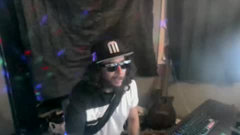 Snapshot of drogoloko233 chatting on 29, 4, 2026 drogo lpkp online show from 29, 4, 2026