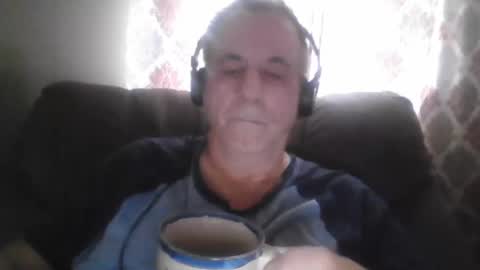 Snapshot of drthick1224 chatting on 19, 10, 2025 drthick1224 online show from 19, 10, 2025