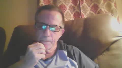 Snapshot of drthick1224 chatting on 1, 12, 2025 drthick1224 online show from 1, 12, 2025