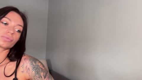 Bella online show from 19, 4, 2026