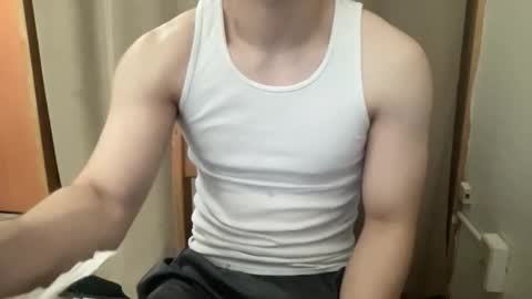 Snapshot of drveucrzy chatting on 6, 5, 2026 driveucrzy online show from 6, 5, 2026