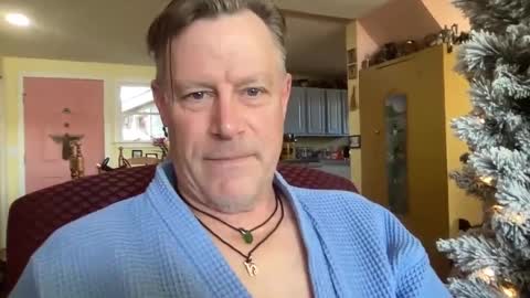 Snapshot of dudeinnh chatting on 10, 1, 2025 Steve online show from 10, 1, 2025