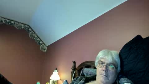 Snapshot of dug38 chatting on 11, 5, 2026 Doug online show from 11, 5, 2026