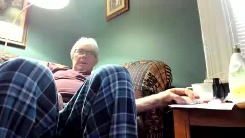Snapshot of dug38 chatting on 17, 5, 2026 Doug online show from 17, 5, 2026