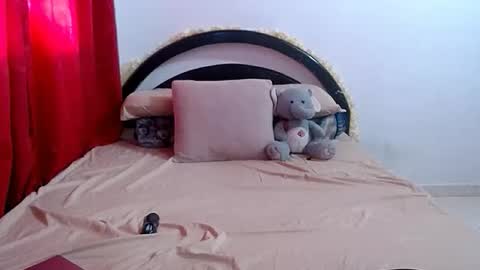 dulce_xiara online show from 5, 5, 2026