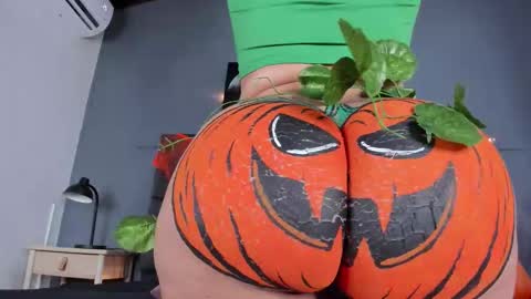 DULCE AURORA online show from 31, 10, 2025