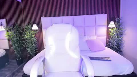 Dulce  online show from 12, 1, 2026