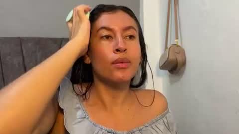 dulceizzy online show from 28, 4, 2026