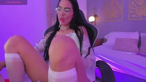 Snapshot of duna23_ chatting on 25, 4, 2026 D U N A online show from 25, 4, 2026