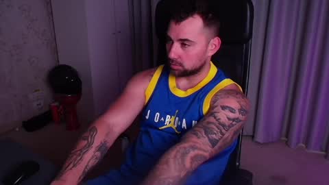 Snapshot of duncanstones chatting on 5, 6, 2026 DuncanStone online show from 5, 6, 2026