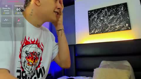 Snapshot of duolust chatting on 25, 10, 2025 Thomas and Noah online show from 25, 10, 2025