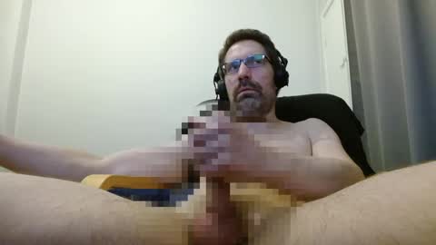 Snapshot of durden69_ chatting on 14, 4, 2026 Durden69 online show from 14, 4, 2026