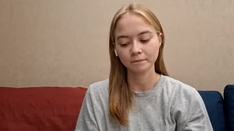 Alisa online show from 18, 9, 2025