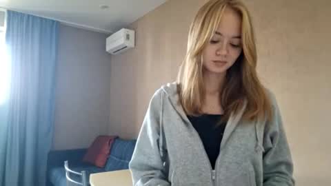 Alisa online show from 12, 10, 2025