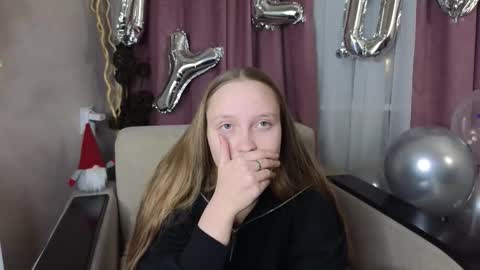 Snapshot of dustydeida chatting on 24, 2, 2026 Jenny online show from 24, 2, 2026