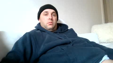 Snapshot of dustyroy09 chatting on 12, 6, 2026 dustyroy09 online show from 12, 6, 2026
