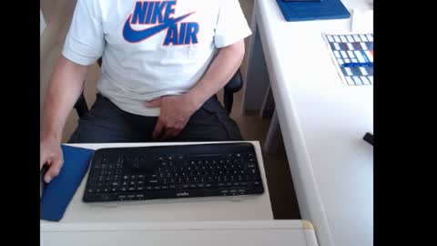 dutchpornking2 online show from 4, 7, 2026