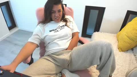 dayana online show from 22, 11, 2025