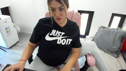 dayana online show from 25, 5, 2026