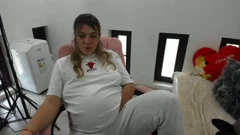 Snapshot of dyanakaylin chatting on 2, 6, 2026 dayana online show from 2, 6, 2026