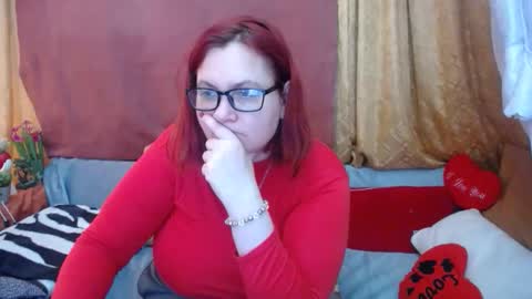 Snapshot of dyannelovee chatting on 1, 5, 2026 Dyanne online show from 1, 5, 2026