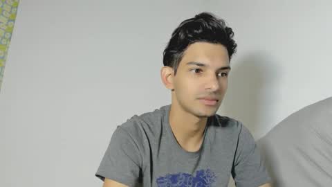 Snapshot of dylan_hoot chatting on 24, 9, 2025 Dylan online show from 24, 9, 2025