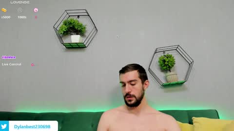 Dylan online show from 9, 11, 2025