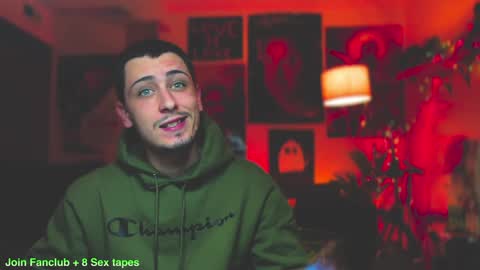 Snapshot of dylandaniel69 chatting on 6, 2, 2025 Dylan Daniel 7.8 online show from 6, 2, 2025