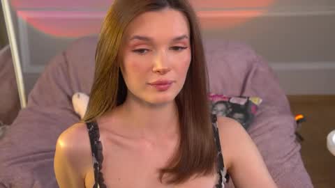 Snapshot of e_vvv_a chatting on 15, 5, 2026 Eva online show from 15, 5, 2026