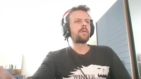 Snapshot of eaglecrm chatting on 19, 10, 2025 eaglecrm online show from 19, 10, 2025