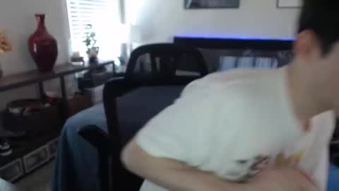 Alex online show from 17, 4, 2026