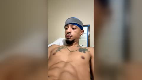 Snapshot of eandktoosexy chatting on 28, 6, 2026 E and K online show from 28, 6, 2026