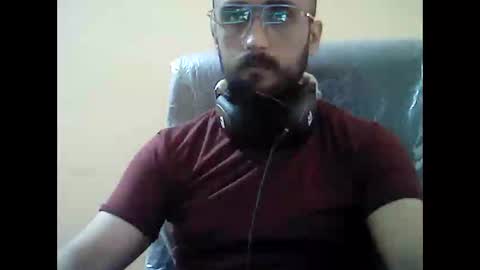 Snapshot of eater25 chatting on 3, 4, 2026 eater25 online show from 3, 4, 2026