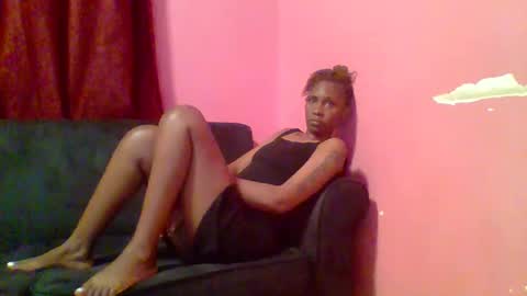 Snapshot of ebon_fantasy1 chatting on 18, 5, 2026 Ebon Fantasy1s online show from 18, 5, 2026