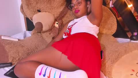 Snapshot of ebony_beautifull chatting on 7, 3, 2025 Luci online show from 7, 3, 2025