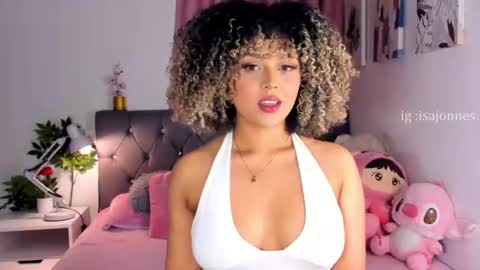 Snapshot of ebony_curly2 chatting on 1, 8, 2026 isa online show from 1, 8, 2026