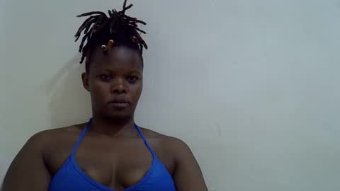 ebony_cuttey30 online show from 19, 4, 2026