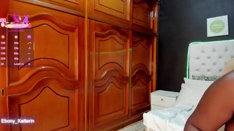 ebony_katterin online show from 19, 12, 2025