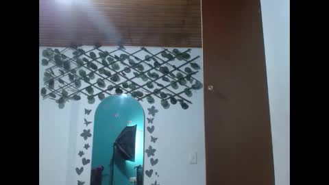 Snapshot of ebony_luna1 chatting on 20, 4, 2026 ebony_luna1 online show from 20, 4, 2026