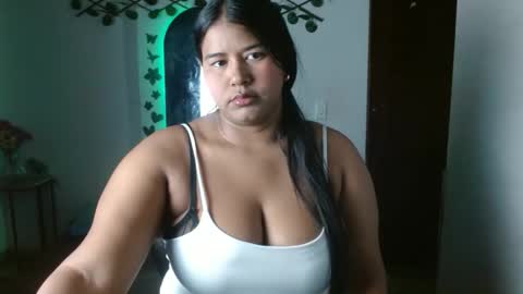 Snapshot of ebony_luna1 chatting on 25, 4, 2026 ebony_luna1 online show from 25, 4, 2026
