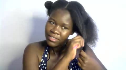 ebony_lynne online show from 30, 4, 2026
