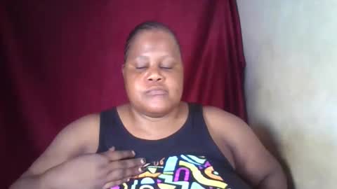 ebony_magixs online show from 14, 12, 2025