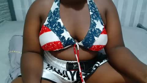 Snapshot of ebony_sabrina chatting on 23, 4, 2026 Sabrina online show from 23, 4, 2026