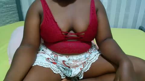 Snapshot of ebony_sabrina chatting on 15, 5, 2026 Sabrina online show from 15, 5, 2026