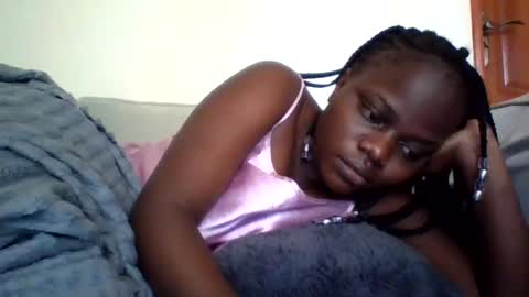 Snapshot of ebony_tasha chatting on 21, 6, 2026 tasha online show from 21, 6, 2026