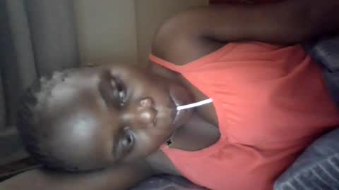Snapshot of ebony_tasha chatting on 8, 7, 2026 tasha online show from 8, 7, 2026