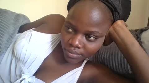 Snapshot of ebony_tasha chatting on 14, 7, 2026 tasha online show from 14, 7, 2026