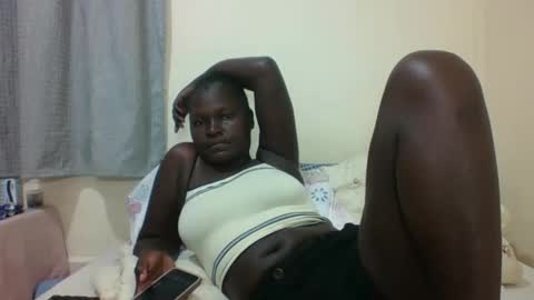 Snapshot of ebonyblack28 chatting on 16, 9, 2025 MELVINE online show from 16, 9, 2025