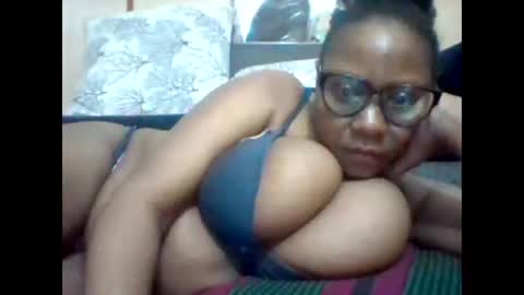 Snapshot of ebonybussy chatting on 16, 2, 2025 MAMITO online show from 16, 2, 2025